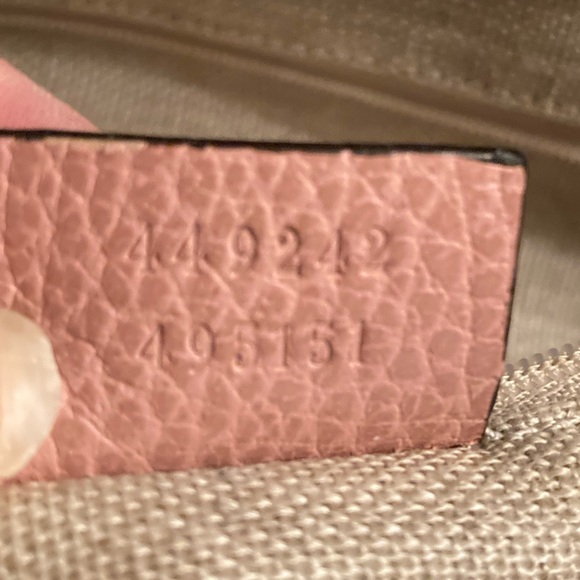 Beautiful Gucci GG Canvas Bree Tote. EUC Pink leather w/Goldtone Hardware. - Picture 11 of 14